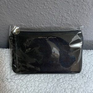 SALE‼️Adrienne Vittadini Clutch  w/USB Charging Power Bank- Blk with Gold Accent